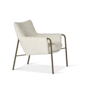 De Design on Stock Myra