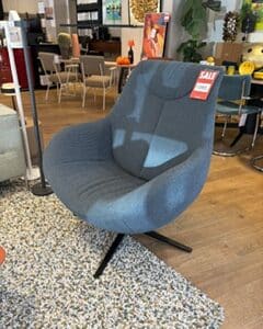 Sale draaifauteuil Bela van IJcoon